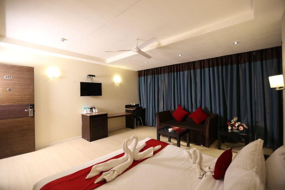 Hotel Rajshree & Spa Chandīgarh Esterno foto