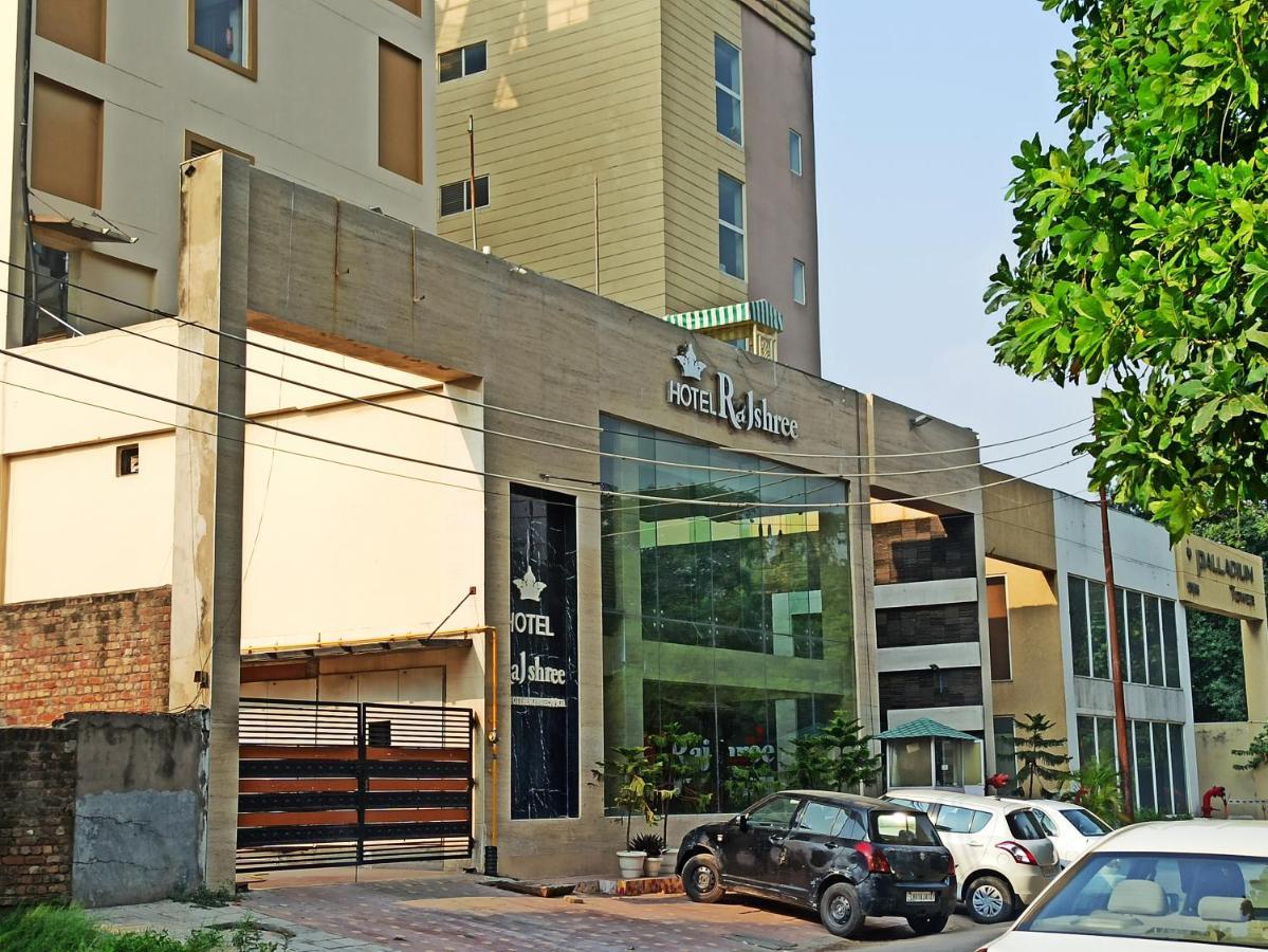 Hotel Rajshree & Spa Chandīgarh Esterno foto