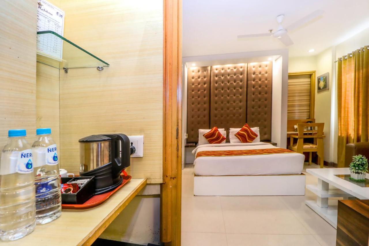 Hotel Rajshree & Spa Chandīgarh Esterno foto