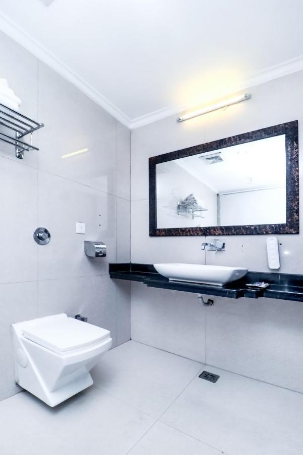 Hotel Rajshree & Spa Chandīgarh Esterno foto