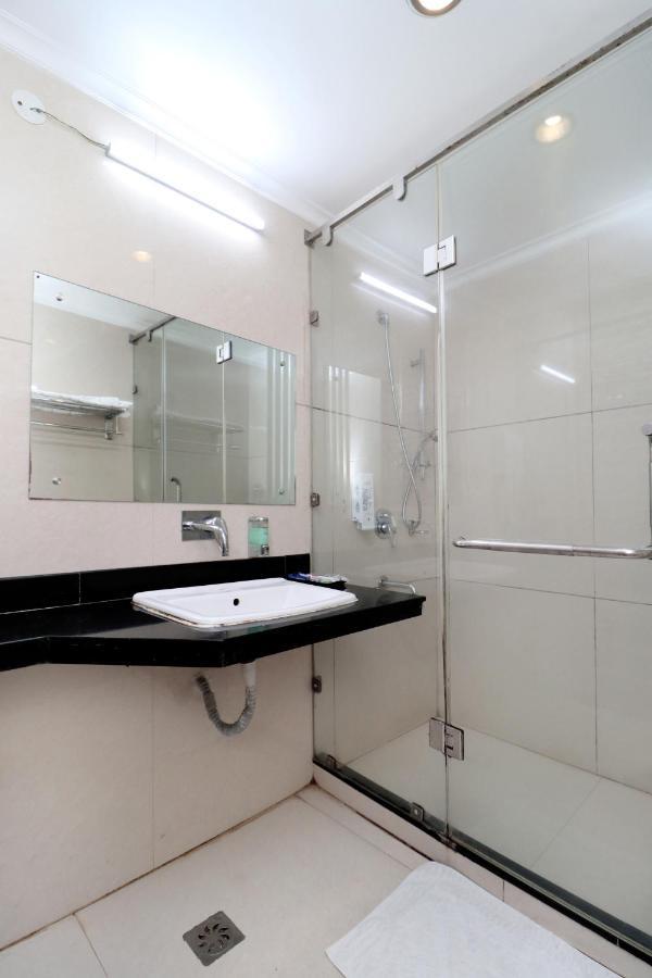 Hotel Rajshree & Spa Chandīgarh Esterno foto