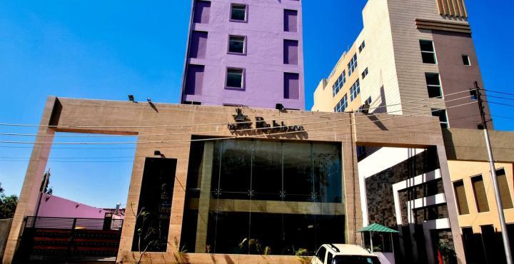 Hotel Rajshree & Spa Chandīgarh Esterno foto