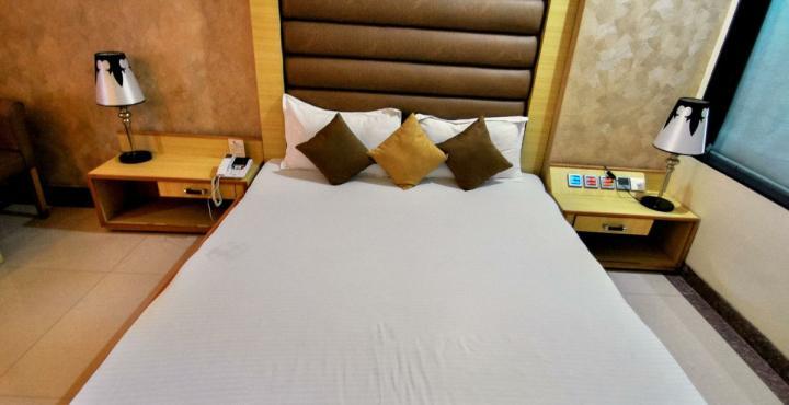 Hotel Rajshree & Spa Chandīgarh Esterno foto