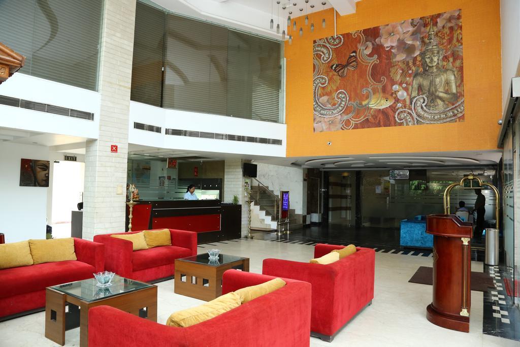 Hotel Rajshree & Spa Chandīgarh Esterno foto