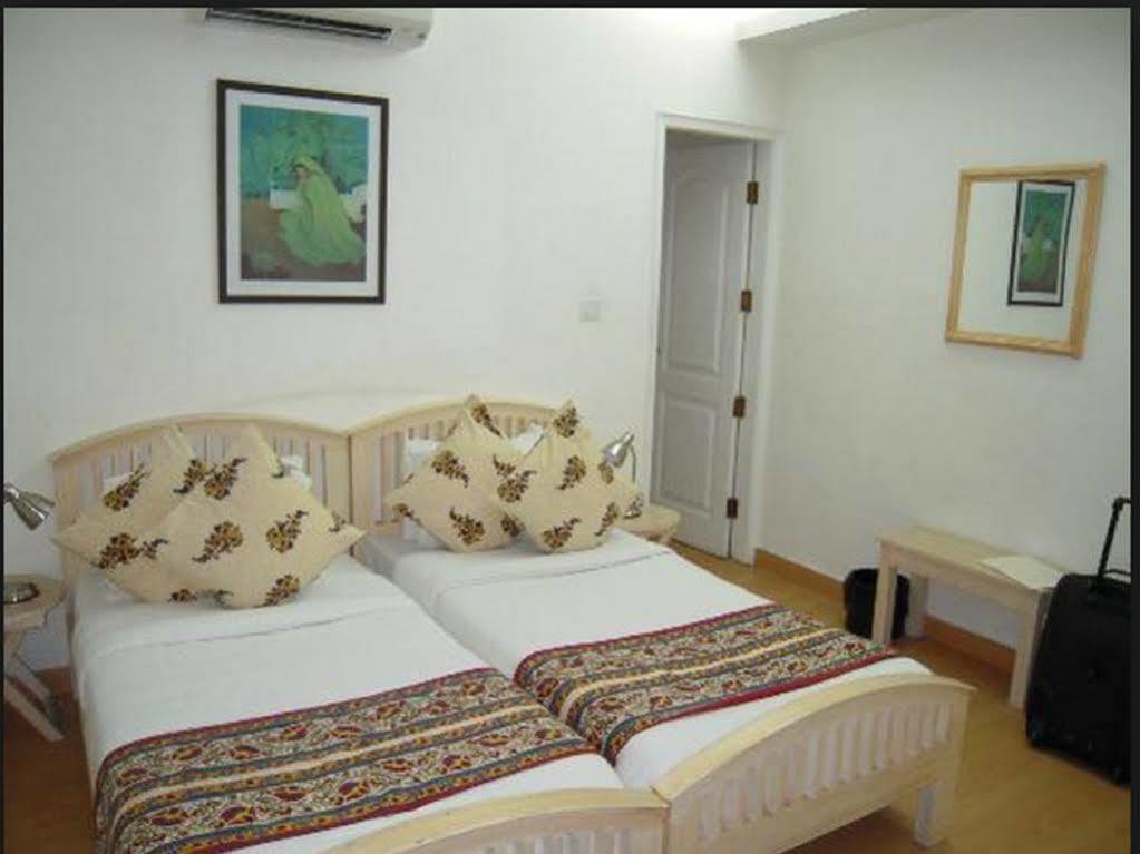 Hotel Rajshree & Spa Chandīgarh Esterno foto