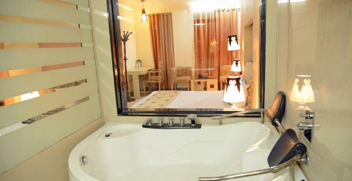 Hotel Rajshree & Spa Chandīgarh Esterno foto