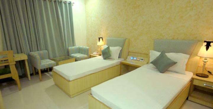 Hotel Rajshree & Spa Chandīgarh Esterno foto