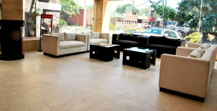 Hotel Rajshree & Spa Chandīgarh Esterno foto